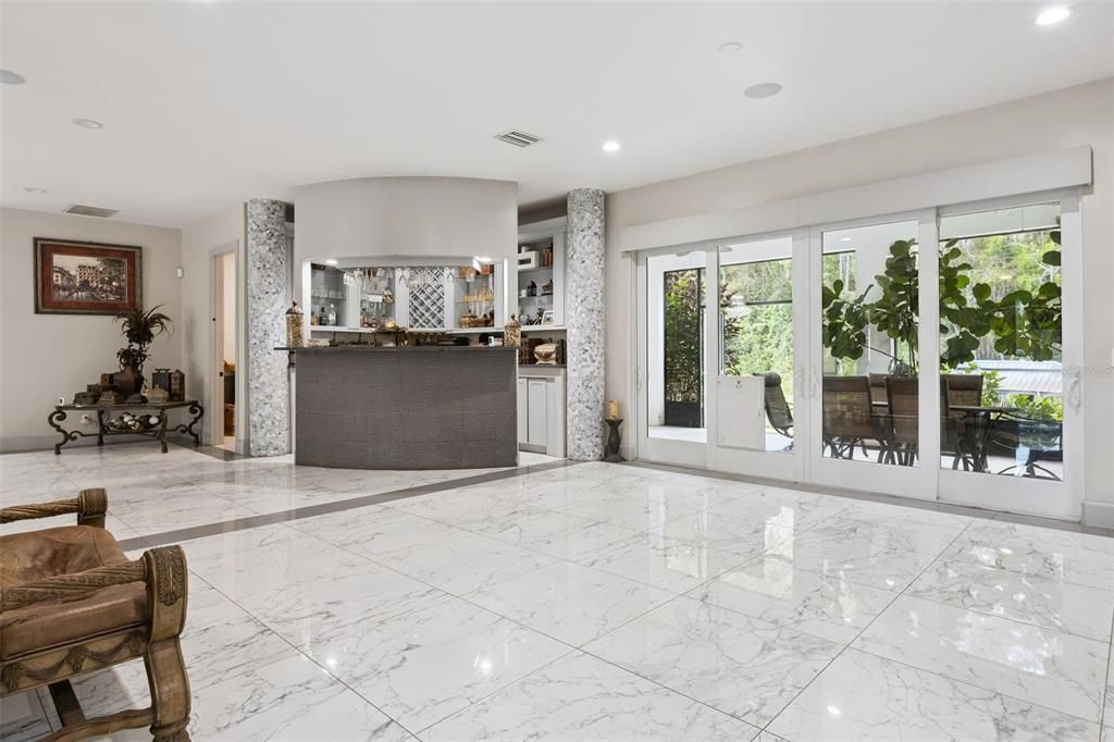 For Sale: $2,500,000 (4 beds, 4 baths, 5092 Square Feet)