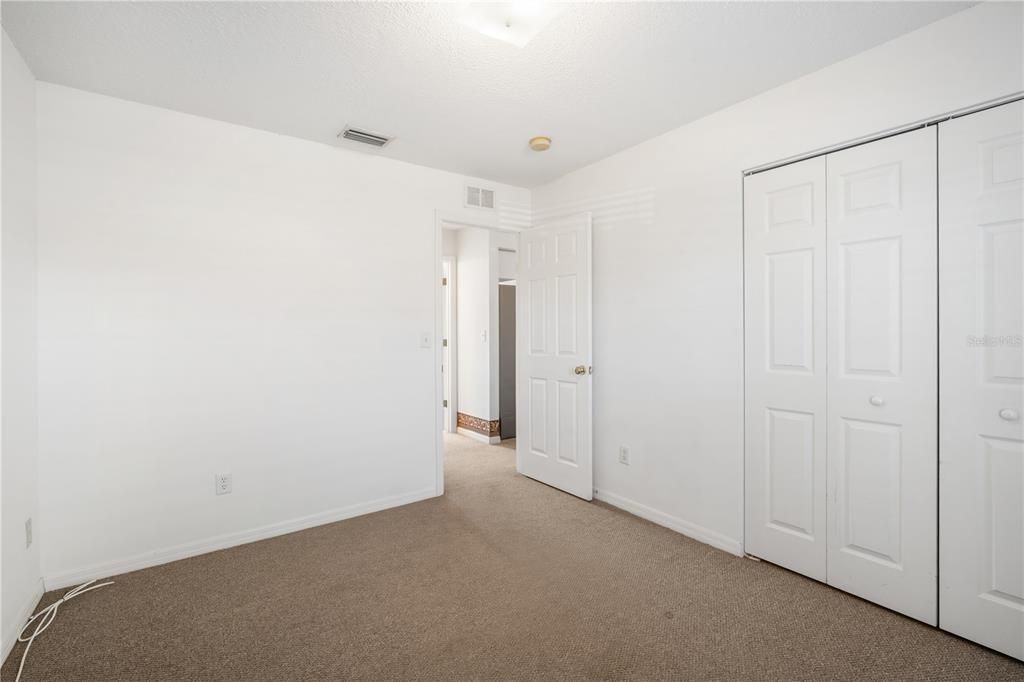 出租: $2,350 (3 贝兹, 2 浴室, 1195 平方英尺)