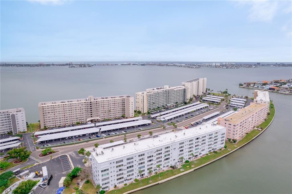 На продажу: $184,000 (2 спален, 2 ванн, 1250 Квадратных фут)