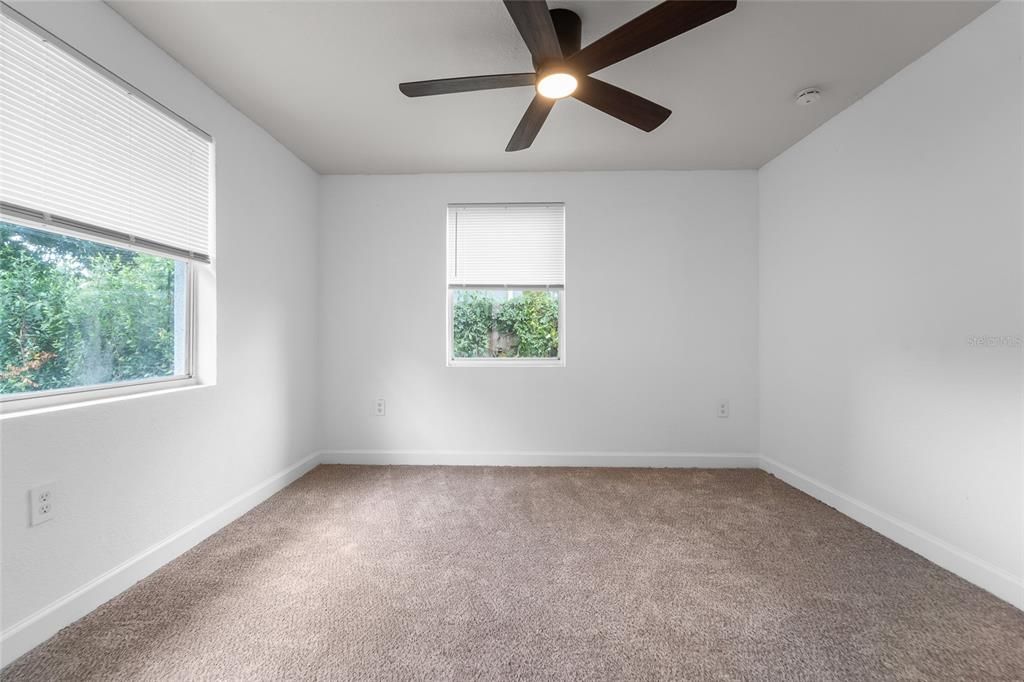 Active With Contract: $349,900 (3 beds, 2 baths, 1110 Square Feet)