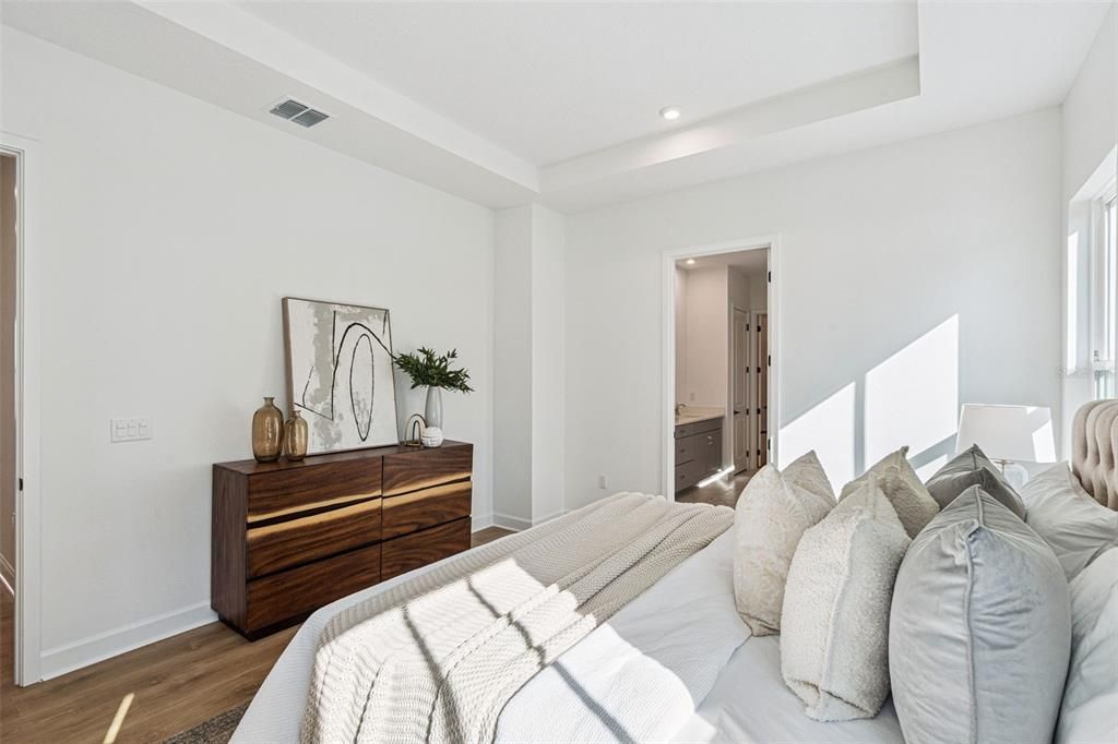 For Sale: $950,990 (3 beds, 2 baths, 2193 Square Feet)