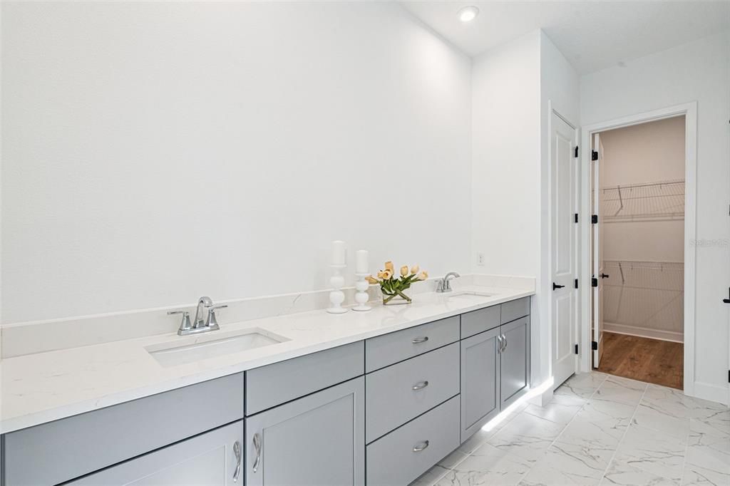 For Sale: $950,990 (3 beds, 2 baths, 2193 Square Feet)