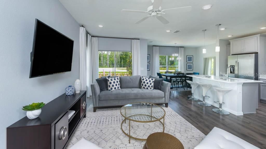 На продажу: $435,999 (2 спален, 2 ванн, 1838 Квадратных фут)