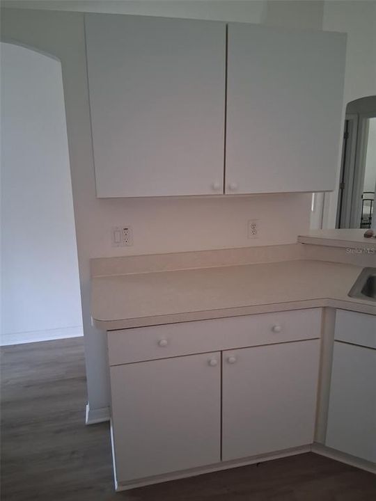 For Sale: $305,000 (3 beds, 2 baths, 1630 Square Feet)