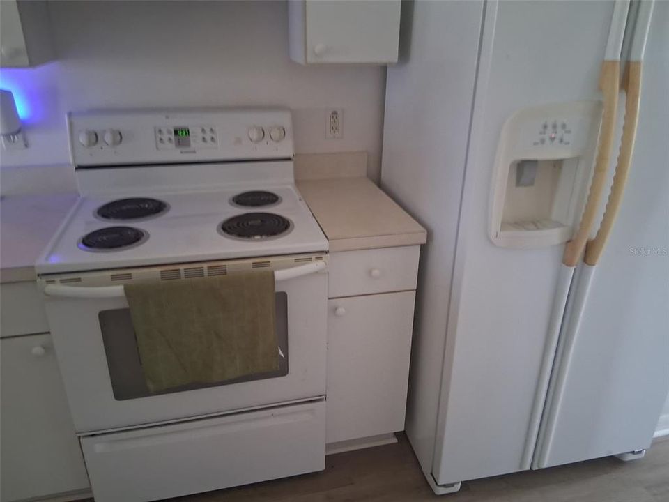 For Sale: $305,000 (3 beds, 2 baths, 1630 Square Feet)