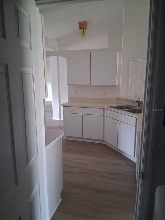 For Sale: $305,000 (3 beds, 2 baths, 1630 Square Feet)