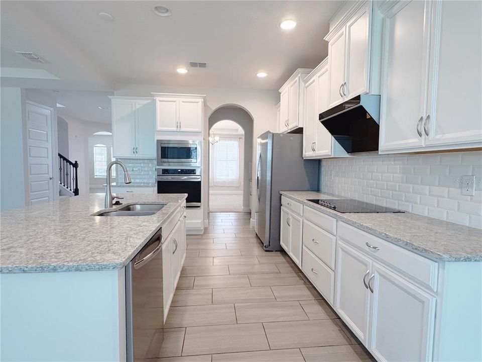 For Sale: $969,000 (4 beds, 4 baths, 3408 Square Feet)