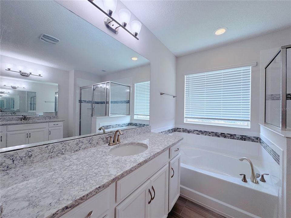 For Sale: $969,000 (4 beds, 4 baths, 3408 Square Feet)