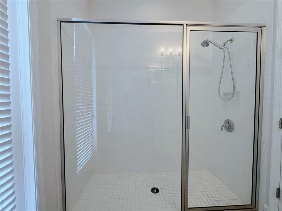 For Sale: $969,000 (4 beds, 4 baths, 3408 Square Feet)