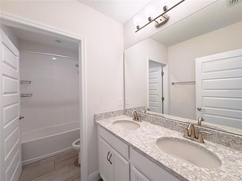 For Sale: $969,000 (4 beds, 4 baths, 3408 Square Feet)