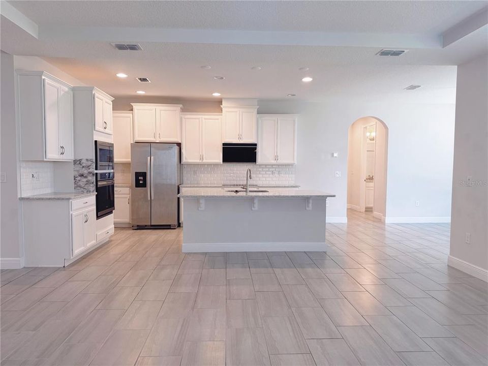 For Sale: $969,000 (4 beds, 4 baths, 3408 Square Feet)