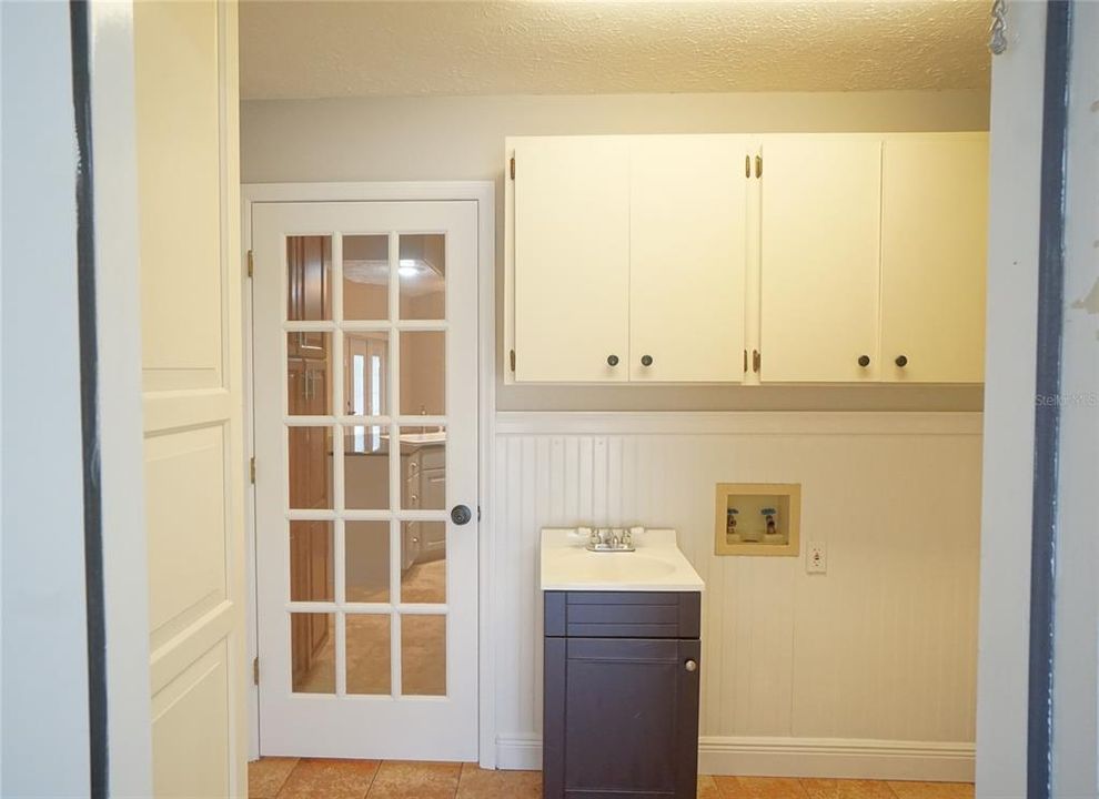 出租: $3,400 (4 贝兹, 3 浴室, 2683 平方英尺)