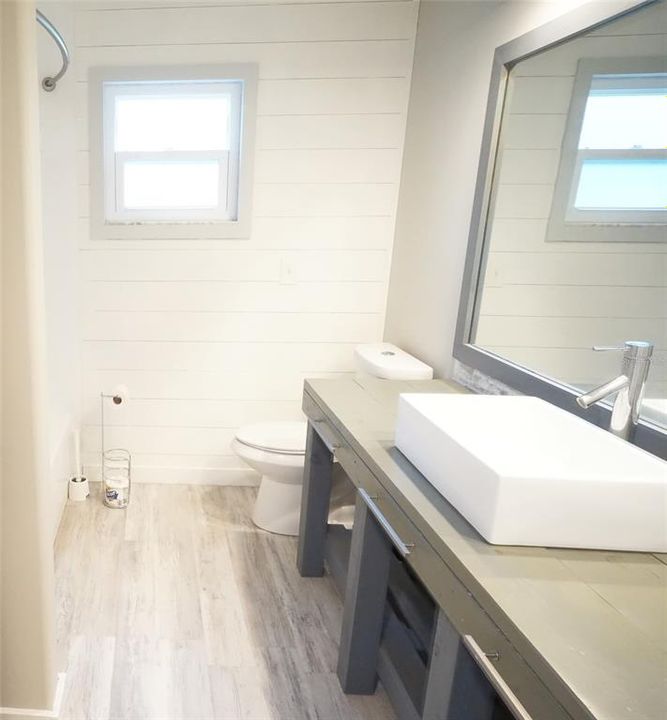 出租: $3,400 (4 贝兹, 3 浴室, 2683 平方英尺)