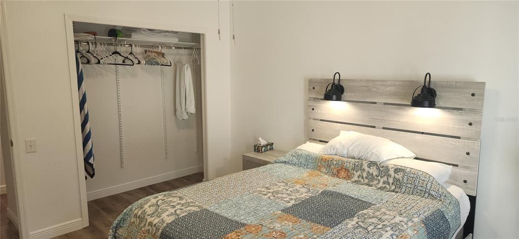 For Sale: $375,000 (3 beds, 2 baths, 1250 Square Feet)