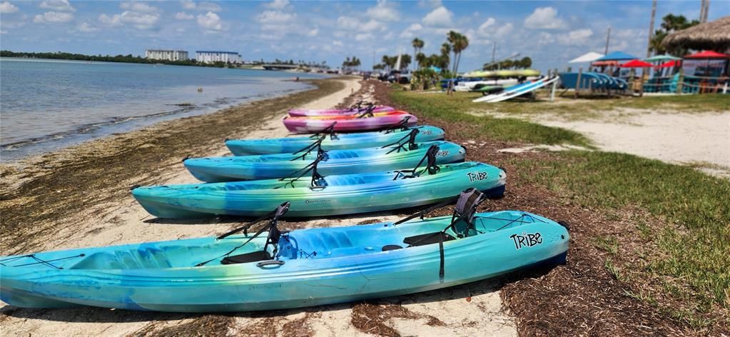 For Sale: $375,000 (3 beds, 2 baths, 1250 Square Feet)