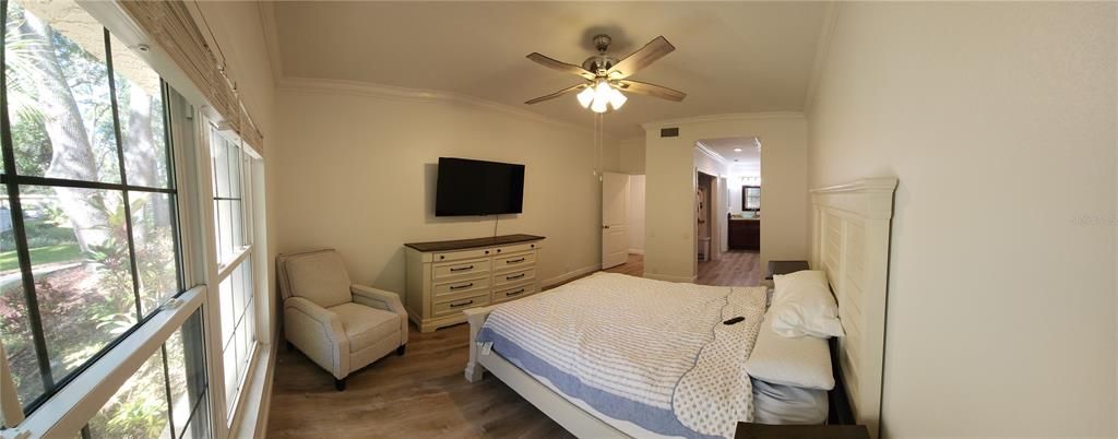 For Sale: $375,000 (3 beds, 2 baths, 1250 Square Feet)