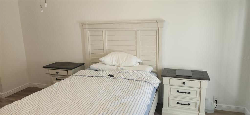 For Sale: $375,000 (3 beds, 2 baths, 1250 Square Feet)