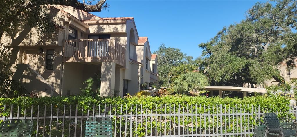 For Sale: $375,000 (3 beds, 2 baths, 1250 Square Feet)