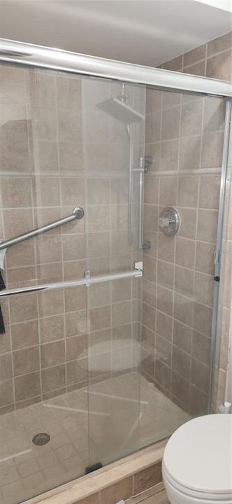 For Sale: $375,000 (3 beds, 2 baths, 1250 Square Feet)