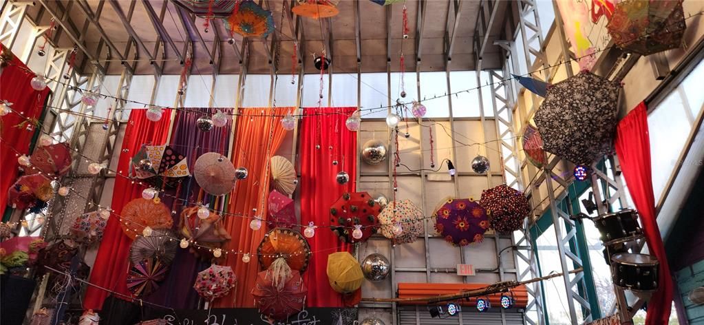 For Sale: $375,000 (3 beds, 2 baths, 1250 Square Feet)