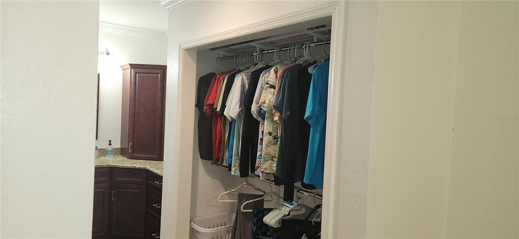 For Sale: $375,000 (3 beds, 2 baths, 1250 Square Feet)