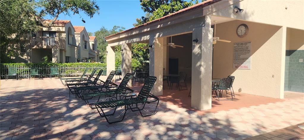 For Sale: $375,000 (3 beds, 2 baths, 1250 Square Feet)