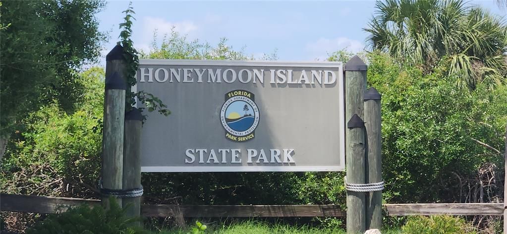 For Sale: $375,000 (3 beds, 2 baths, 1250 Square Feet)