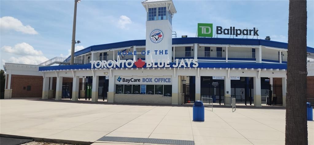 For Sale: $375,000 (3 beds, 2 baths, 1250 Square Feet)