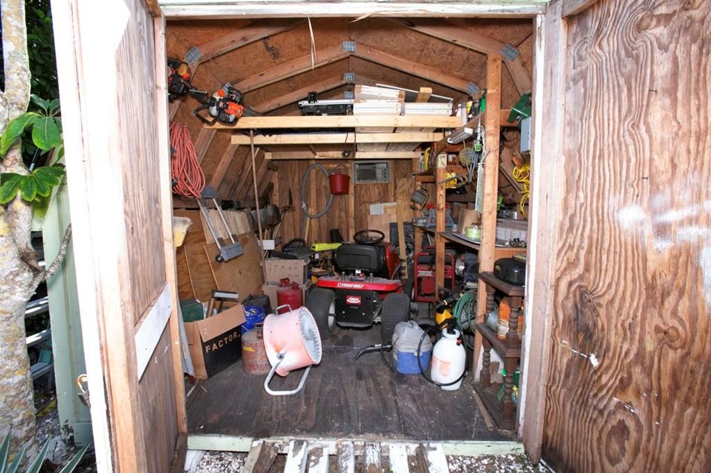 Activo con contrato: $274,900 (2 camas, 2 baños, 992 Pies cuadrados)