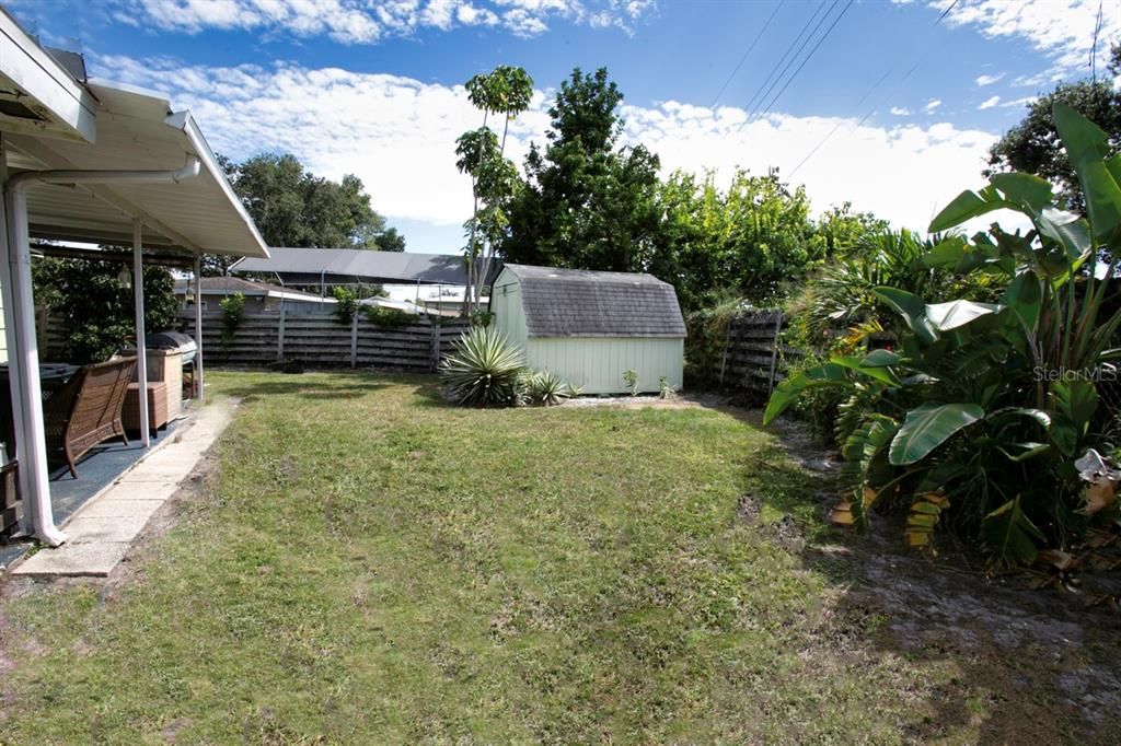 Activo con contrato: $274,900 (2 camas, 2 baños, 992 Pies cuadrados)