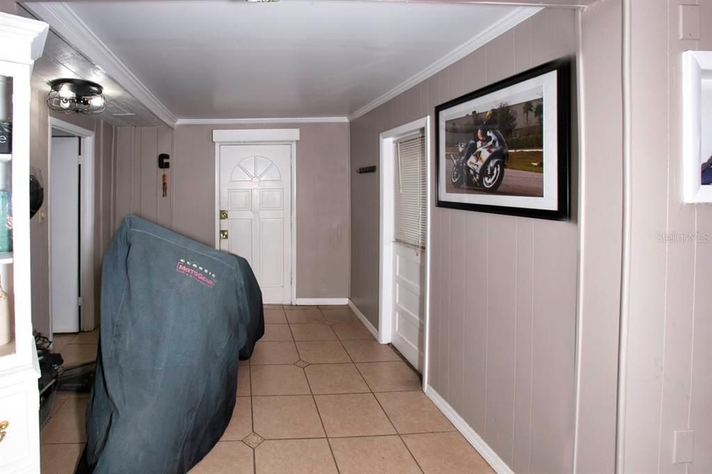 Activo con contrato: $274,900 (2 camas, 2 baños, 992 Pies cuadrados)