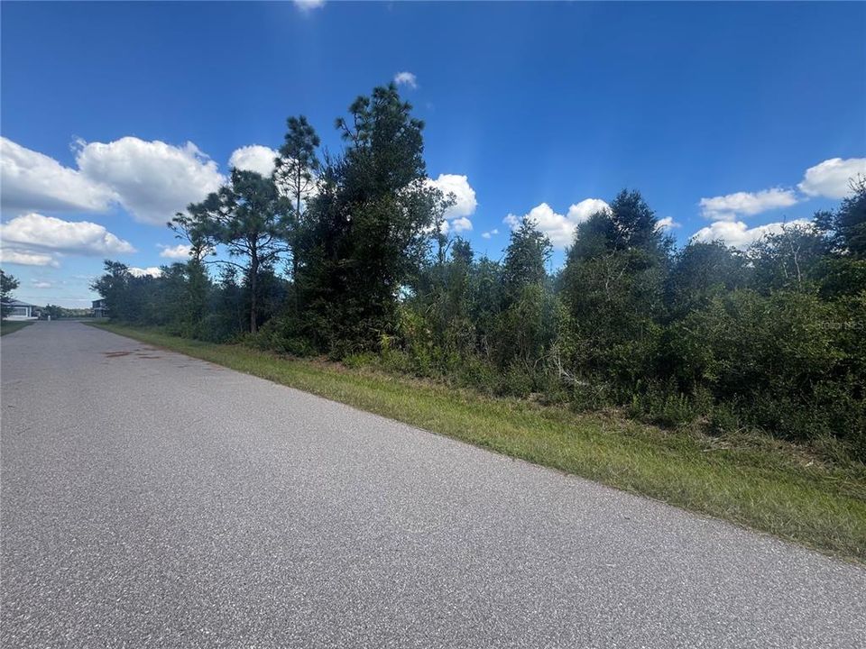 Под контрактом: $66,500 (0.74 acres)