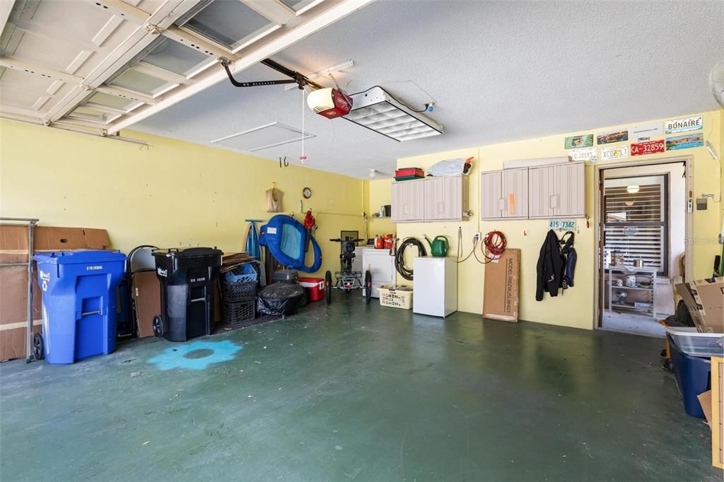 Activo con contrato: $245,000 (2 camas, 2 baños, 1242 Pies cuadrados)