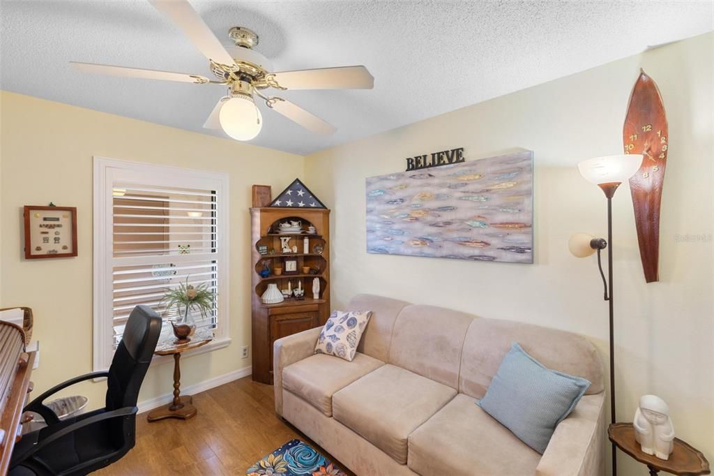 Activo con contrato: $245,000 (2 camas, 2 baños, 1242 Pies cuadrados)