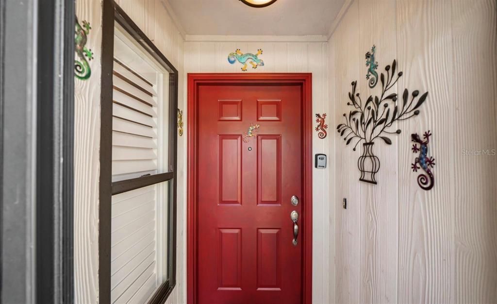 Activo con contrato: $245,000 (2 camas, 2 baños, 1242 Pies cuadrados)