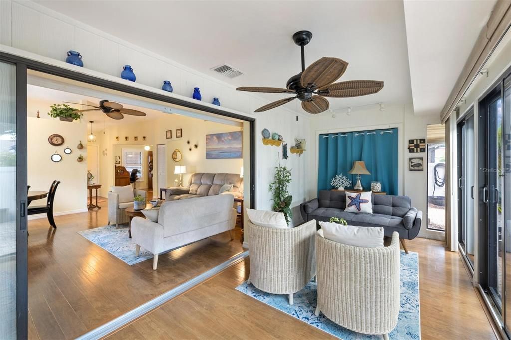 Activo con contrato: $245,000 (2 camas, 2 baños, 1242 Pies cuadrados)