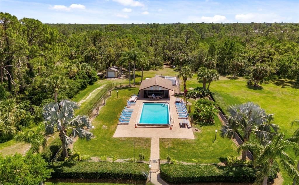 Activo con contrato: $245,000 (2 camas, 2 baños, 1242 Pies cuadrados)