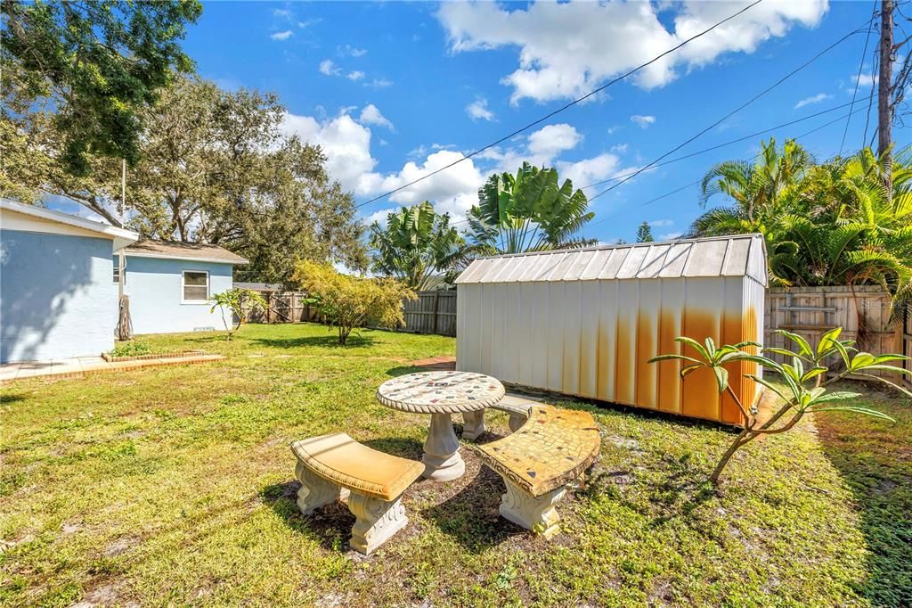 For Sale: $579,000 (3 beds, 2 baths, 1751 Square Feet)