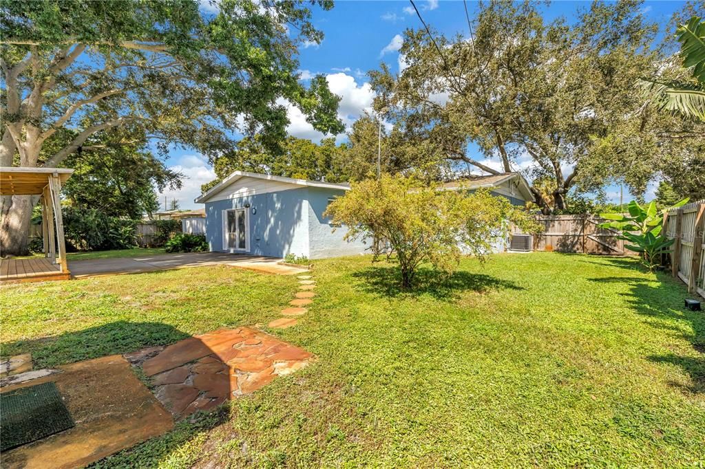 For Sale: $579,000 (3 beds, 2 baths, 1751 Square Feet)