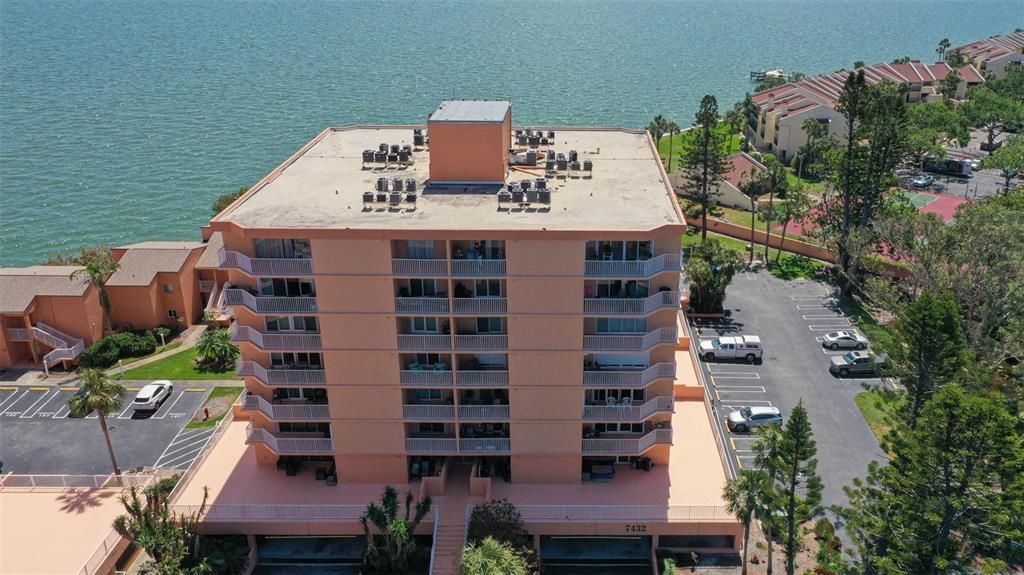 На продажу: $250,000 (3 спален, 3 ванн, 1455 Квадратных фут)