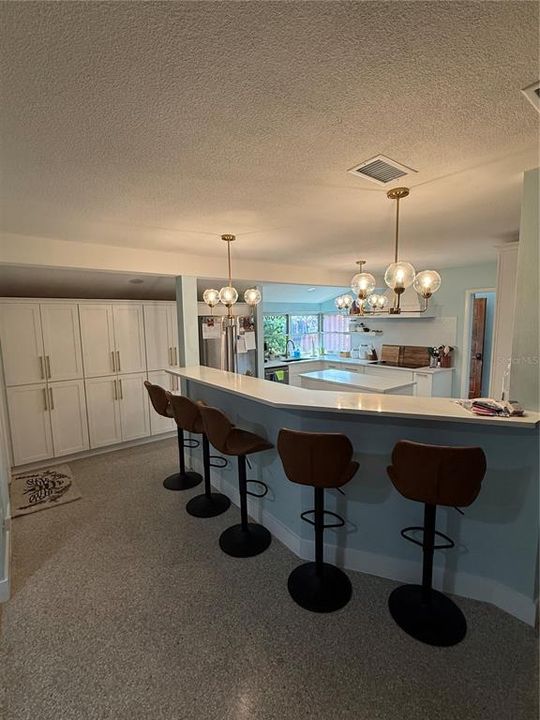 For Sale: $499,000 (3 beds, 2 baths, 2504 Square Feet)