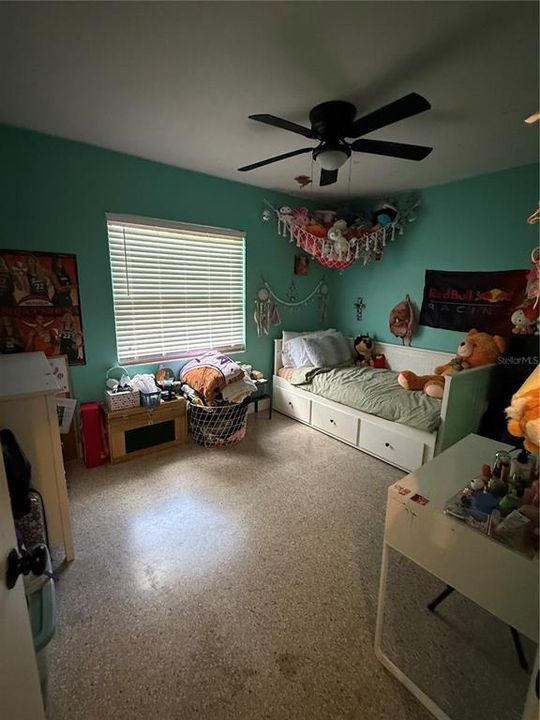 For Sale: $499,000 (3 beds, 2 baths, 2504 Square Feet)