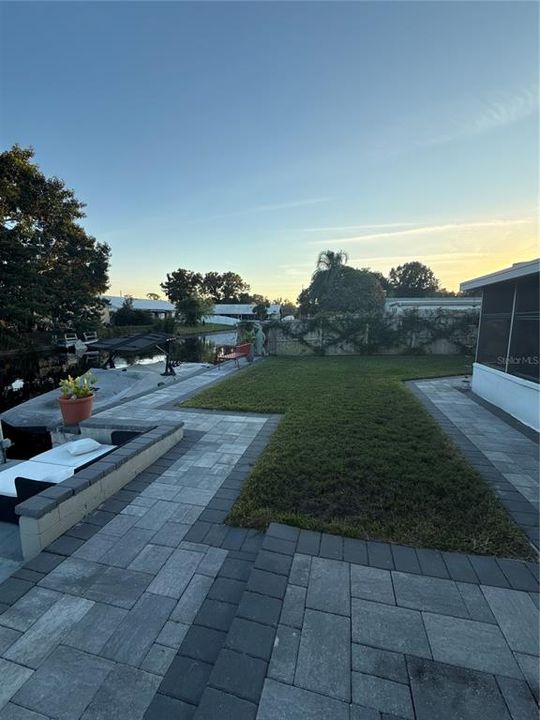 For Sale: $499,000 (3 beds, 2 baths, 2504 Square Feet)