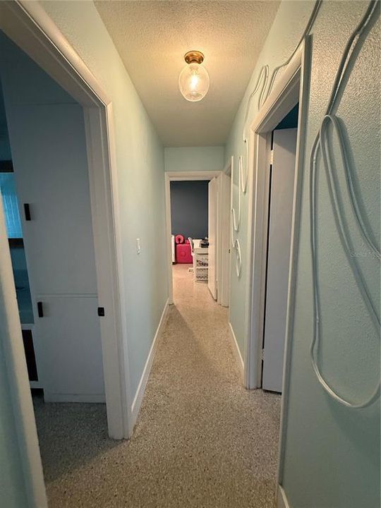 For Sale: $499,000 (3 beds, 2 baths, 2504 Square Feet)