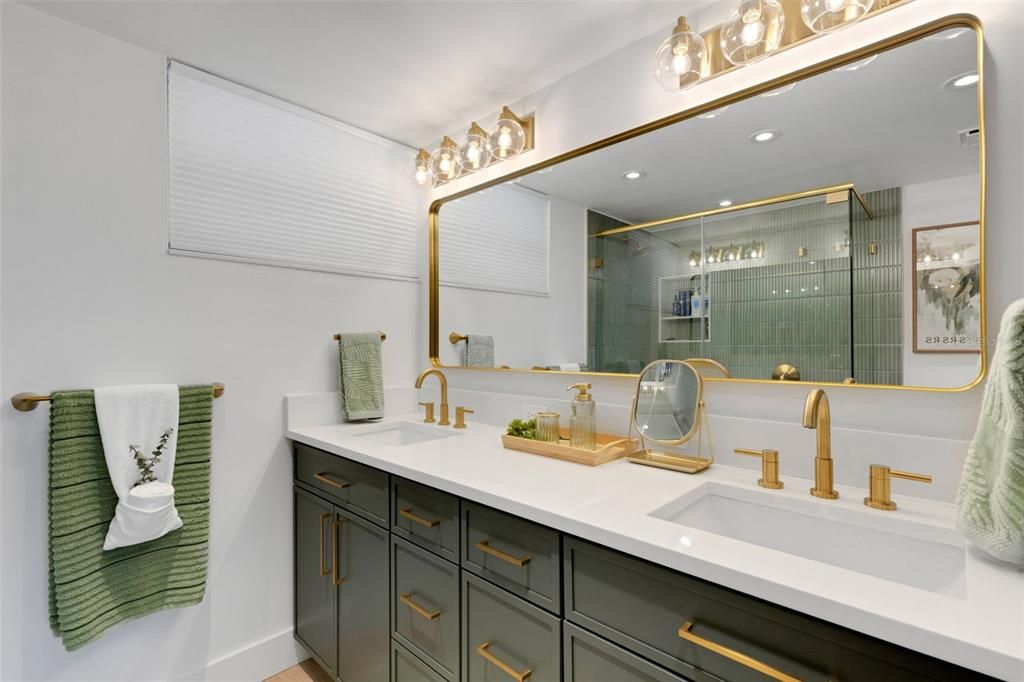 For Rent: $6,000 (2 beds, 2 baths, 1316 Square Feet)