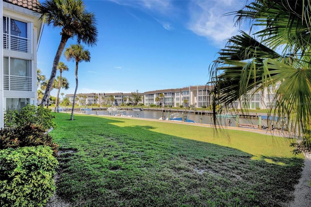 For Rent: $6,000 (2 beds, 2 baths, 1316 Square Feet)