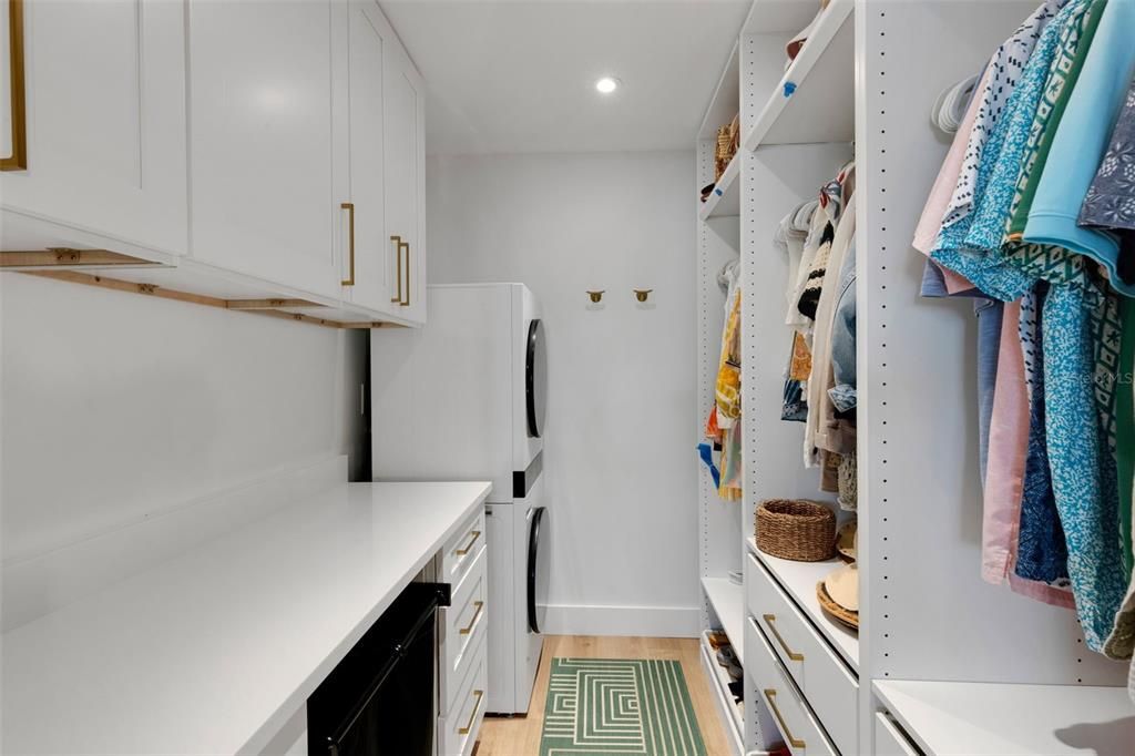 For Rent: $6,000 (2 beds, 2 baths, 1316 Square Feet)