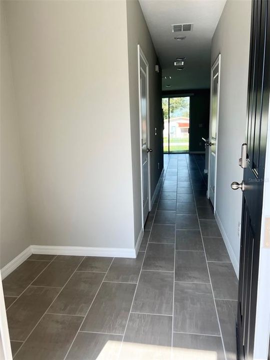 For Rent: $2,000 (3 beds, 2 baths, 1539 Square Feet)