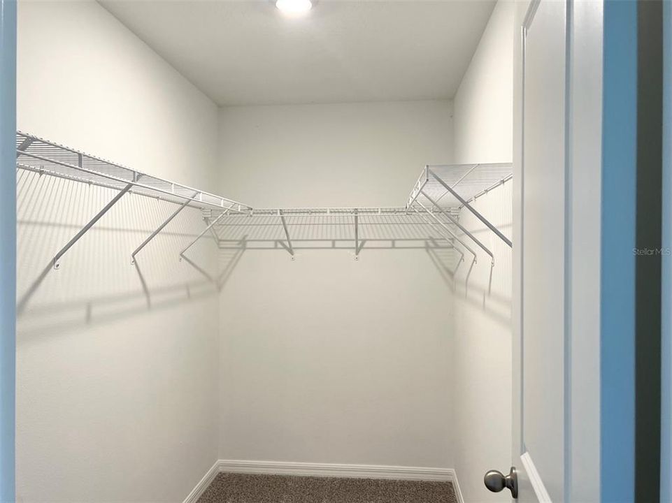 For Rent: $2,000 (3 beds, 2 baths, 1539 Square Feet)