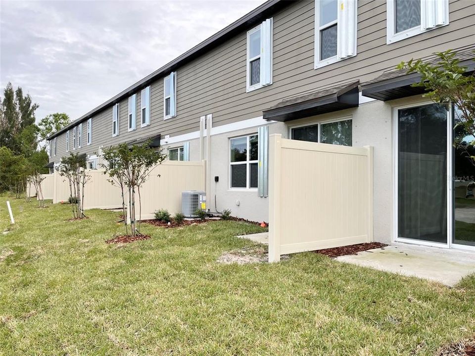 For Rent: $2,000 (3 beds, 2 baths, 1539 Square Feet)